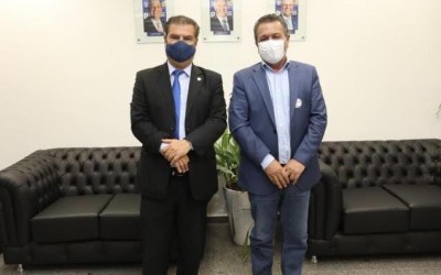 Em Brasília – Vereador Delei Pinheiro busca parcerias.