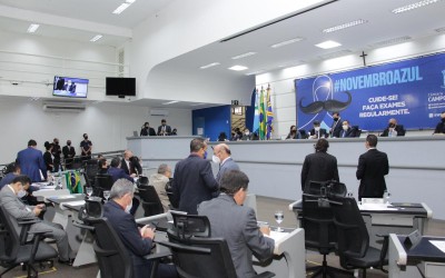 Vereadores aprovam oito projetos na sessão desta quinta-feira.