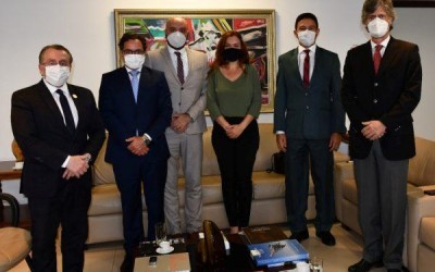 Diretoria da OAB/MS visita Presidência do TRT/MS.