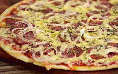 Pizza de liquidificador pronta em apenas 35 minutos.