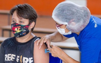 VACINAÇÃO EM ESCOLAS DA REME É RETOMADA PELA SESAU.