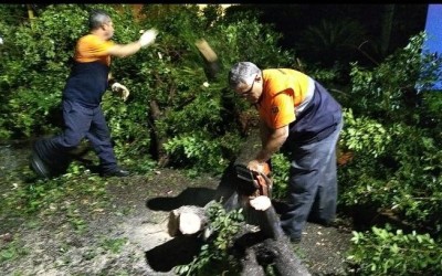 A Defesa Civil Municipal de Campo Grande, esteve nas ruas da cidade trabalhando duro,  para normalizar o mais rápido possível a cidade.