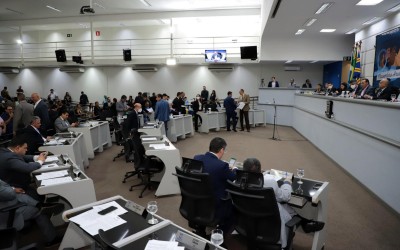 Onze projetos são aprovados na sessão desta terça-feira.