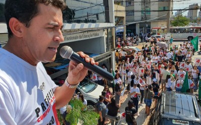 Greve dos professores atingiu 60% das escolas em Campo Grande-MS.