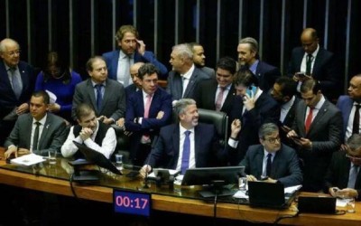 Câmara aprova em 1° turno a PEC da reforma tributária