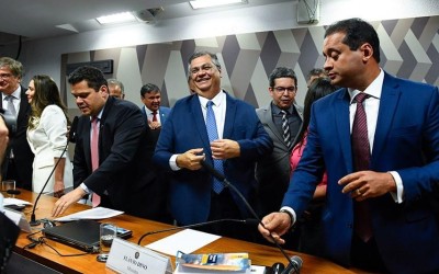 Senado aprova Flávio Dino para o STF e Gonet para para PGR.