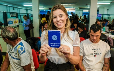 Funsat anuncia 1,9 mil vagas de emprego em 200 funções nesta sexta-feira.