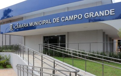 Vereadores aprovam três projetos na sessão desta terça-feira.
