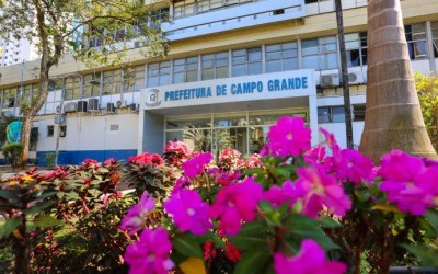 Prefeitura atualiza decreto para chamamento de novos médicos.