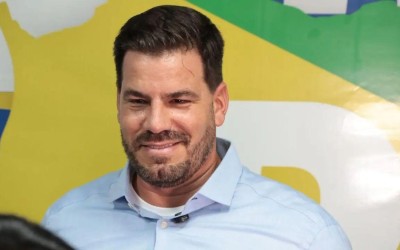 O Capitão Contar diz quem define Senado do partido PL em Campo Grande Mato Grosso do Sul é Flávio Bolsonaro e Valdemar Costa Neto.