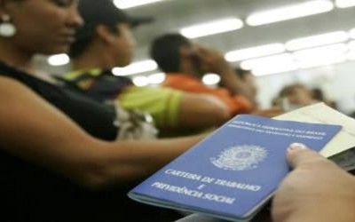 Funsat encerra a semana com 1.445 vagas.