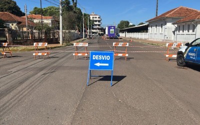 Agetran interdita trecho da Calógeras para Carreta da Saúde.