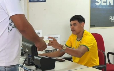 Funsat inicia semana com 1.033 vagas em 124 profissões.