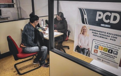 Funsat abre semana com 1 mil vagas de emprego.