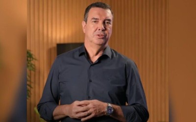 Eduardo Riedel destaca como educação e trabalho têm gerado inclusão e desenvolvimento social.