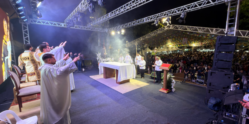 Tradição e devoção encerram o Arraial de Santo Antônio.