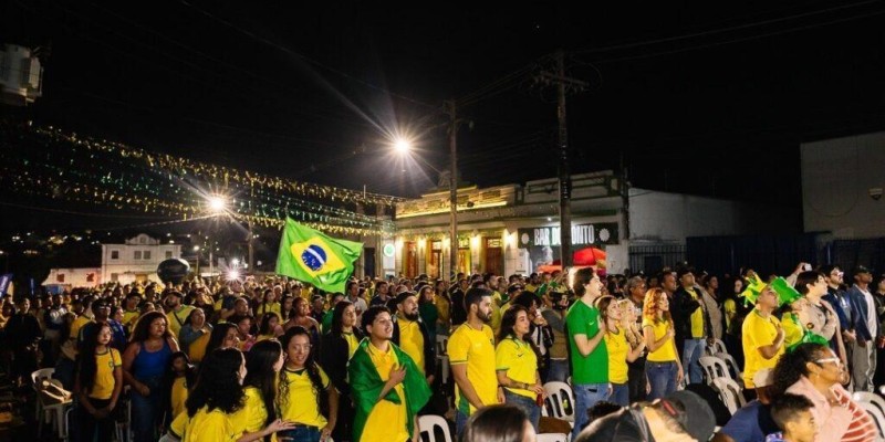 Cidade da Copa recebe torcida para Brasil x Noruega.