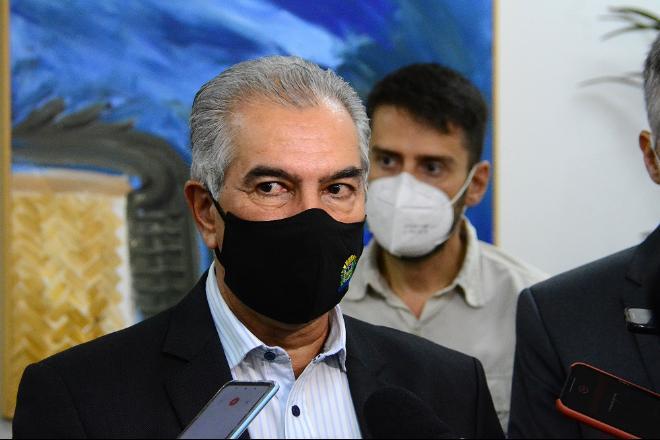 Governador Reinaldo Azambuja  vai discutir exigência de passaporte da vacina com prefeitos