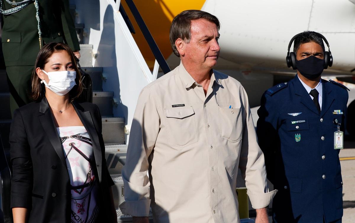 Bolsonaro recebe resultado negativo de exame para Covid e deve deixar o isolamento