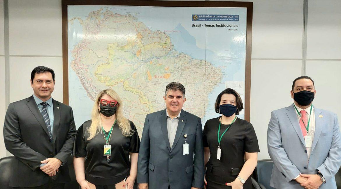 Comissões e Coordenação do Litech buscam parceira em Brasília para fomentar importância da LGPD.