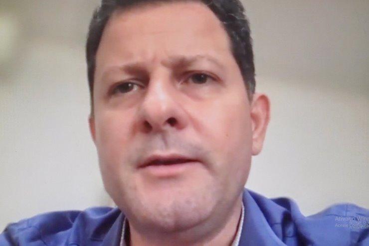 Lei: Idoso pode solicitar carteira digital para transporte intermunicipal.