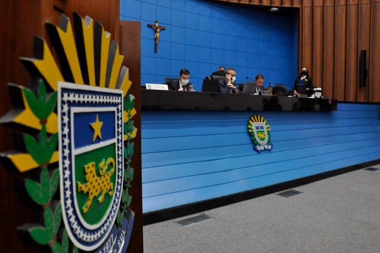 Seis matérias previstas para análise dos parlamentares nesta terça-feira.