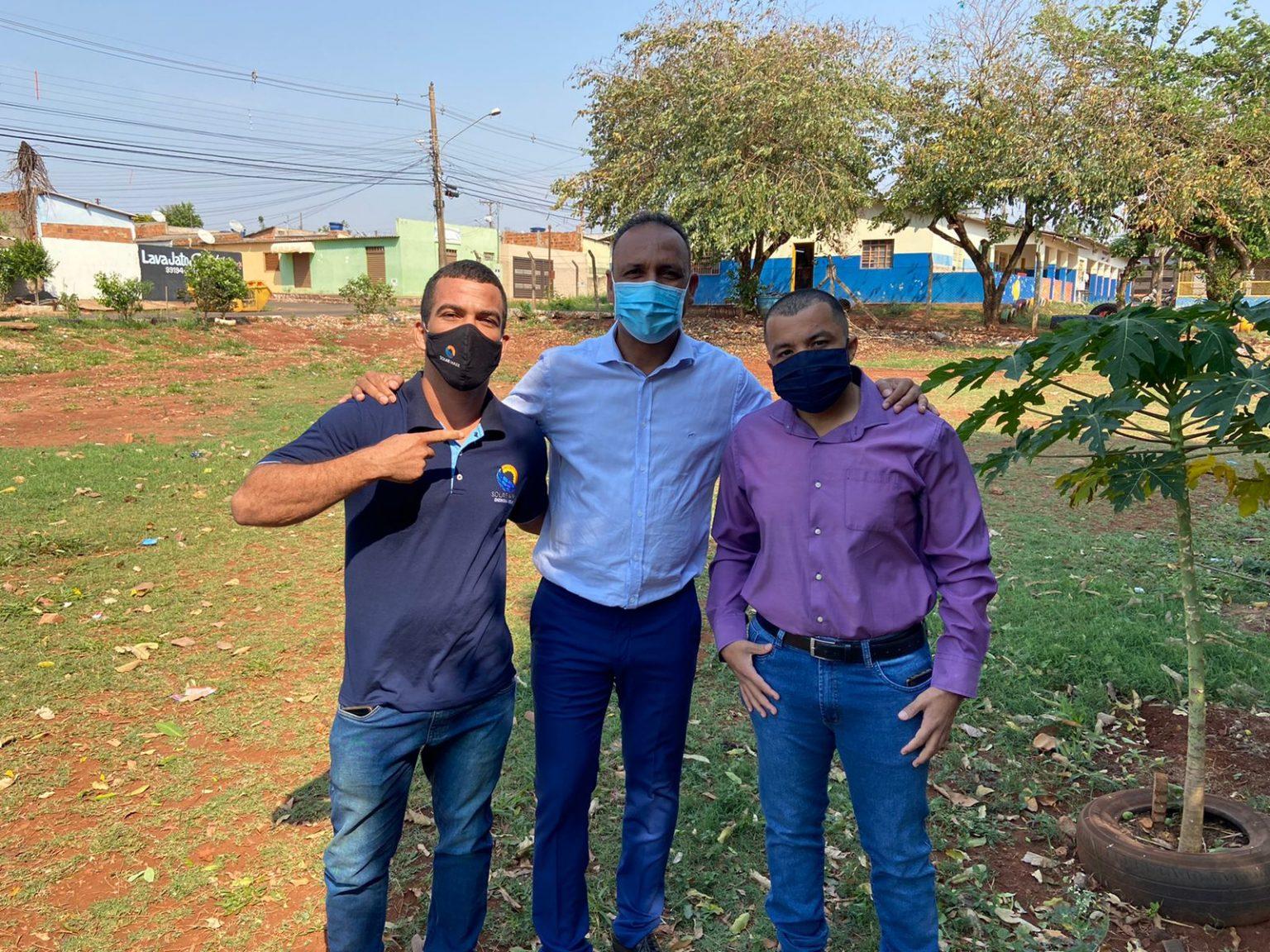 Vereador Junior Coringa conquista pista de caminhada e acessibilidade;