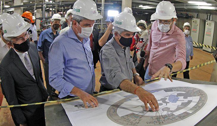 Governador Reinaldo Azambuja lança obras no interior.  
