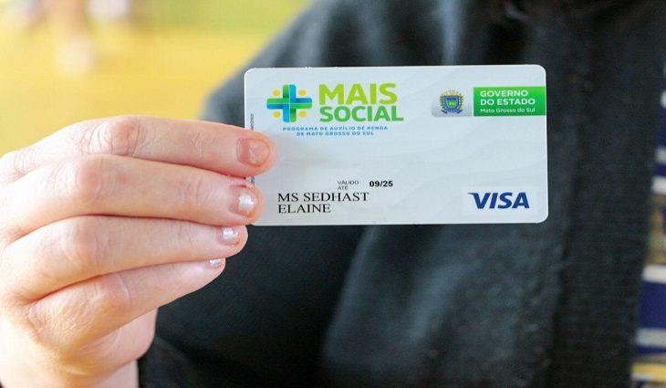 Governo entrega 1,6 mil cartões do “Mais Social”