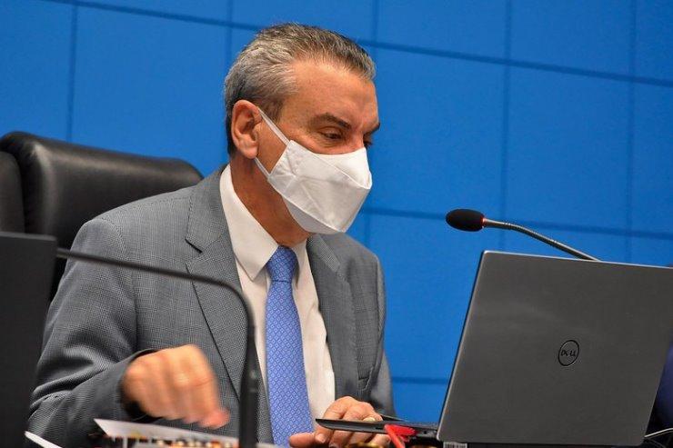 Paulo Corrêa apresenta proposta para denominação de prédio da Iagro em Paranaíba.