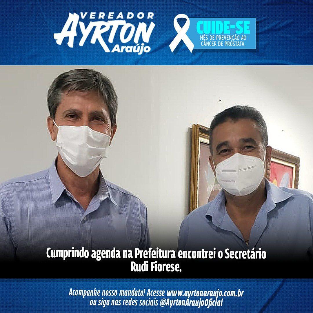 Ayrton Araújo cumpre agenda com o secretário da SISEP Rudi Fiorese.