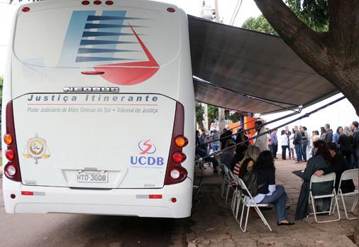 Justiça Itinerante completa 20 anos de serviço próxima da população.