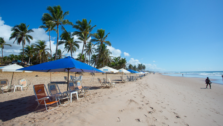 Turismo  Férias de verão e feriados de fim de ano representam mais de 40% das vendas de viagens em outubro
