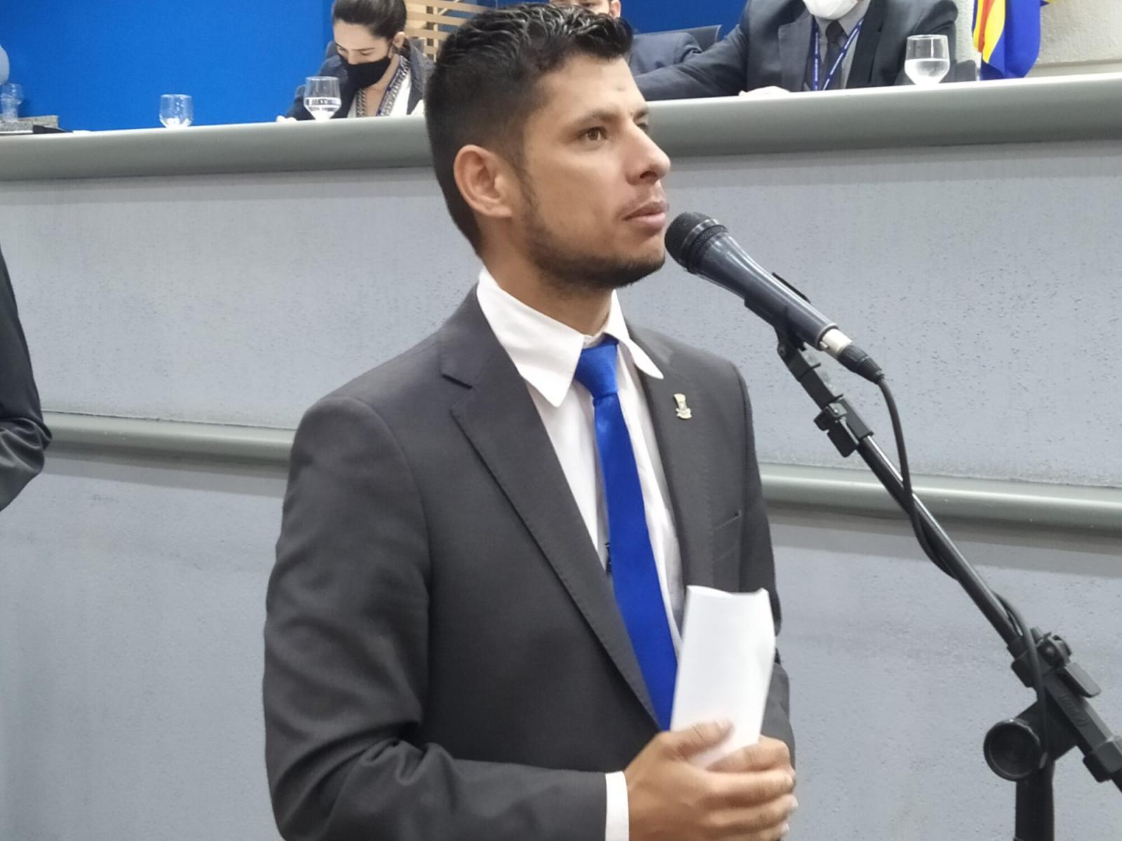 Aprovado: Projeto que autoriza a instalação de câmeras em escolas da REME segue para sanção do prefeito.