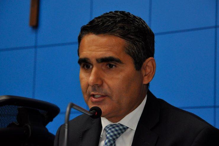 Deputado Herculano Borges solicita reforma de escola de Anastácio.
