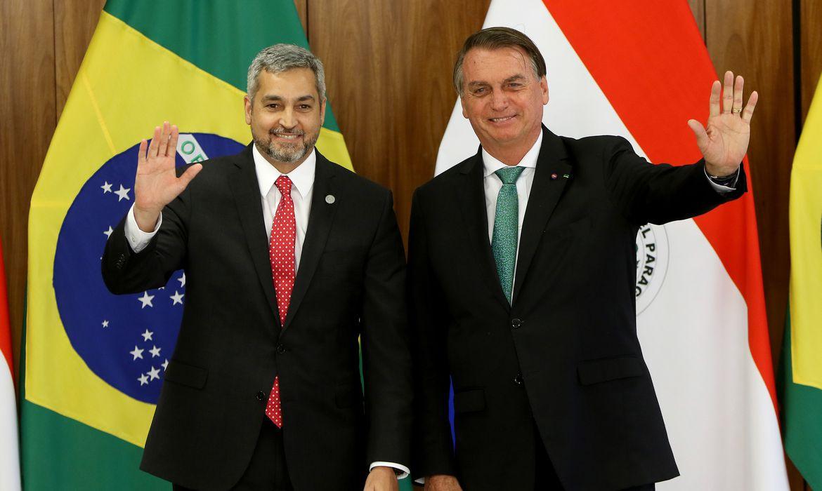  Presidente Jair Messias Bolsonaro chega às 10h nesta segunda-feira à cidade vizinha de Porto Murtinho