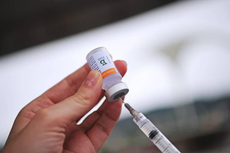 Vacinação no Natal tem apenas 500 doses contra Covid aplicadas em Campo Grande
