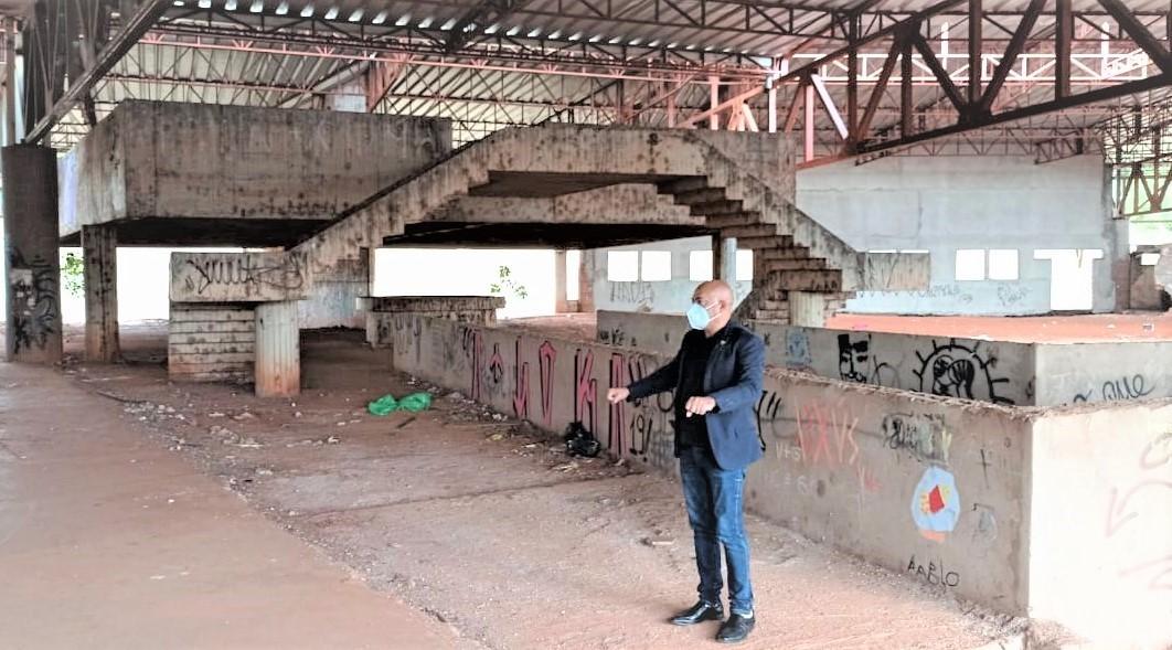 Após visita técnica e audiência pública convocada por Ronilço Guerreiro, Centro de Belas Artes terá obra retomada em fevereiro.