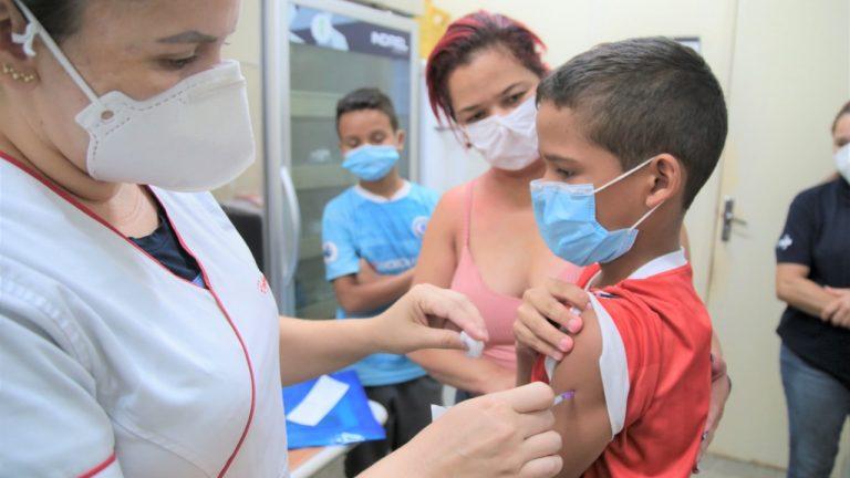 CAMPO GRANDE INICIA NESTE SÁBADO APLICAÇÃO DA 2ª DOSE EM CRIANÇAS VACINADAS COM CORONAVAC.