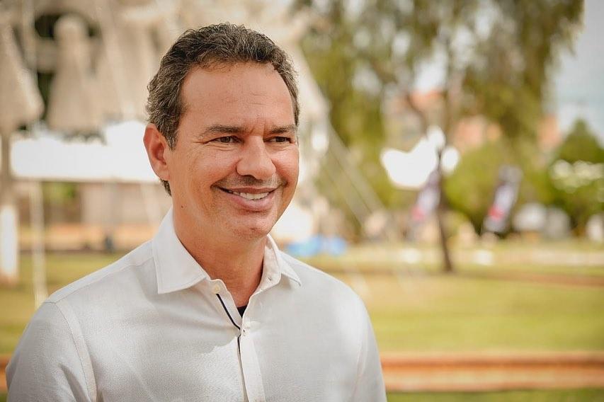 A 17 dias da renúncia, Marquinhos Trad diz que pesquisas apoiam sua eleição