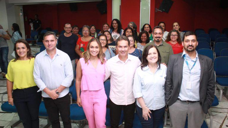 PREFEITURA FORMALIZA PARCERIA ENTRE FAC E SENAI PARA PRESTAR CONSULTORIA À COOPERATIVA DE COSTURA.