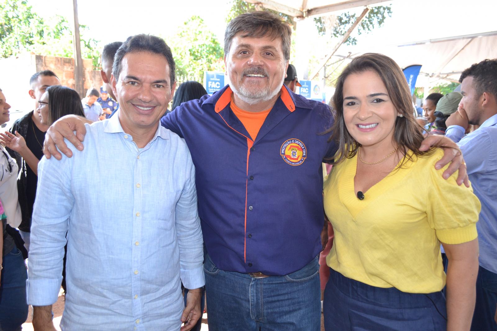 AO ENCERRAR 1ª EDIÇÃO DO TODOS EM AÇÃO, PREFEITA ANUNCIA RECURSO PARA INÍCIO DO ASFALTO NO ITAMARACÁ.