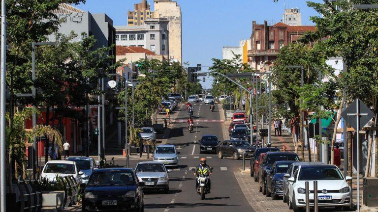 PREFEITURA AMPLIA PARTICIPAÇÃO POPULAR E APLICA QUESTIONÁRIO PARA ELABORAÇÃO DE PROPOSTAS DO PLANO LOCAL DA ÁREA CENTRAL.