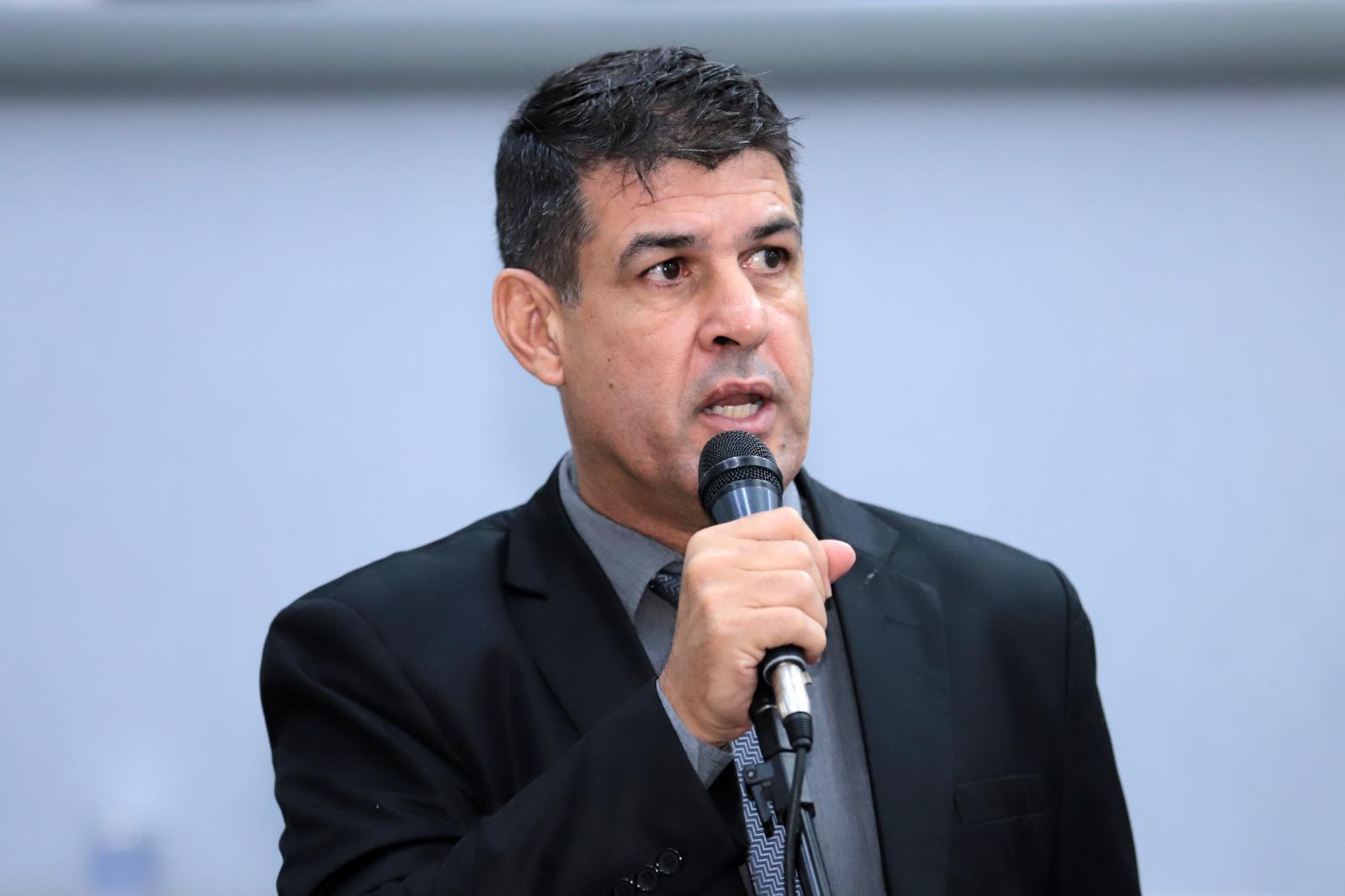 Beto Avelar ressalta importância da luta pelo fim da violência contra o idoso.