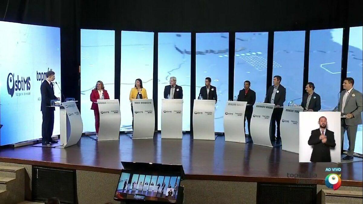 Candidatos ao governo trocam alfinetadas e provocações sobre polarização entre Lula e Bolsonaro, corrupção e denúncias na campanha.
