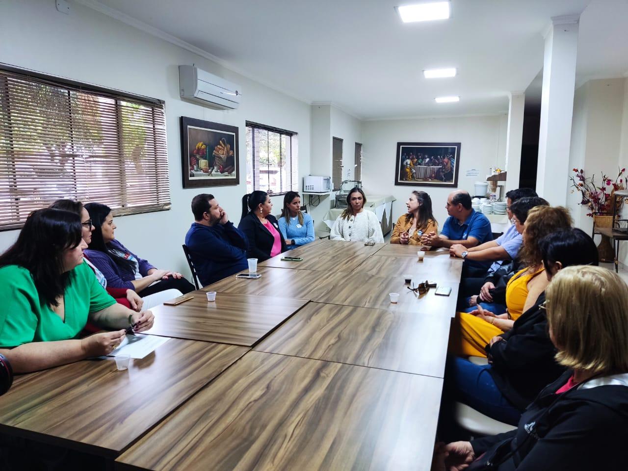 Segundo Viviane Orro, candidata a vice-governadora de MS pelo PSD com Marquinhos Trad, governo dará atenção especial a famílias com filhos que sofrem de transtornos de comportamento.