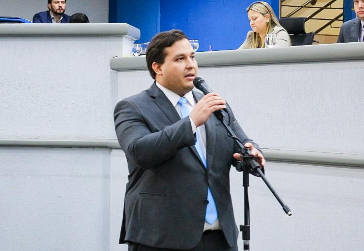 William Maksoud encaminha melhorias para 18 bairros em Campo Grande.