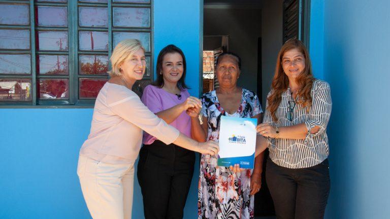 COM 80% DAS CASAS CONCLUÍDAS, PREFEITURA E GOVERNO ENTREGAM NOVAS RESIDÊNCIAS NO JARDIM CANGURU.