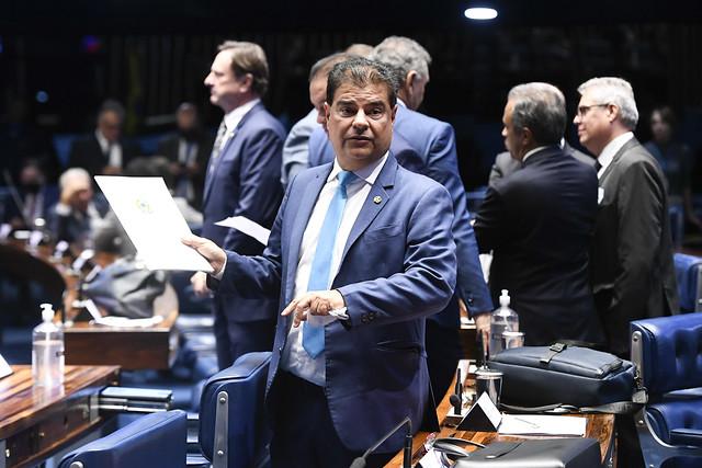 Como líder do PSD, Nelsinho diz que apoiará PEC da Transição para garantir Bolsa Família de R$ 600.