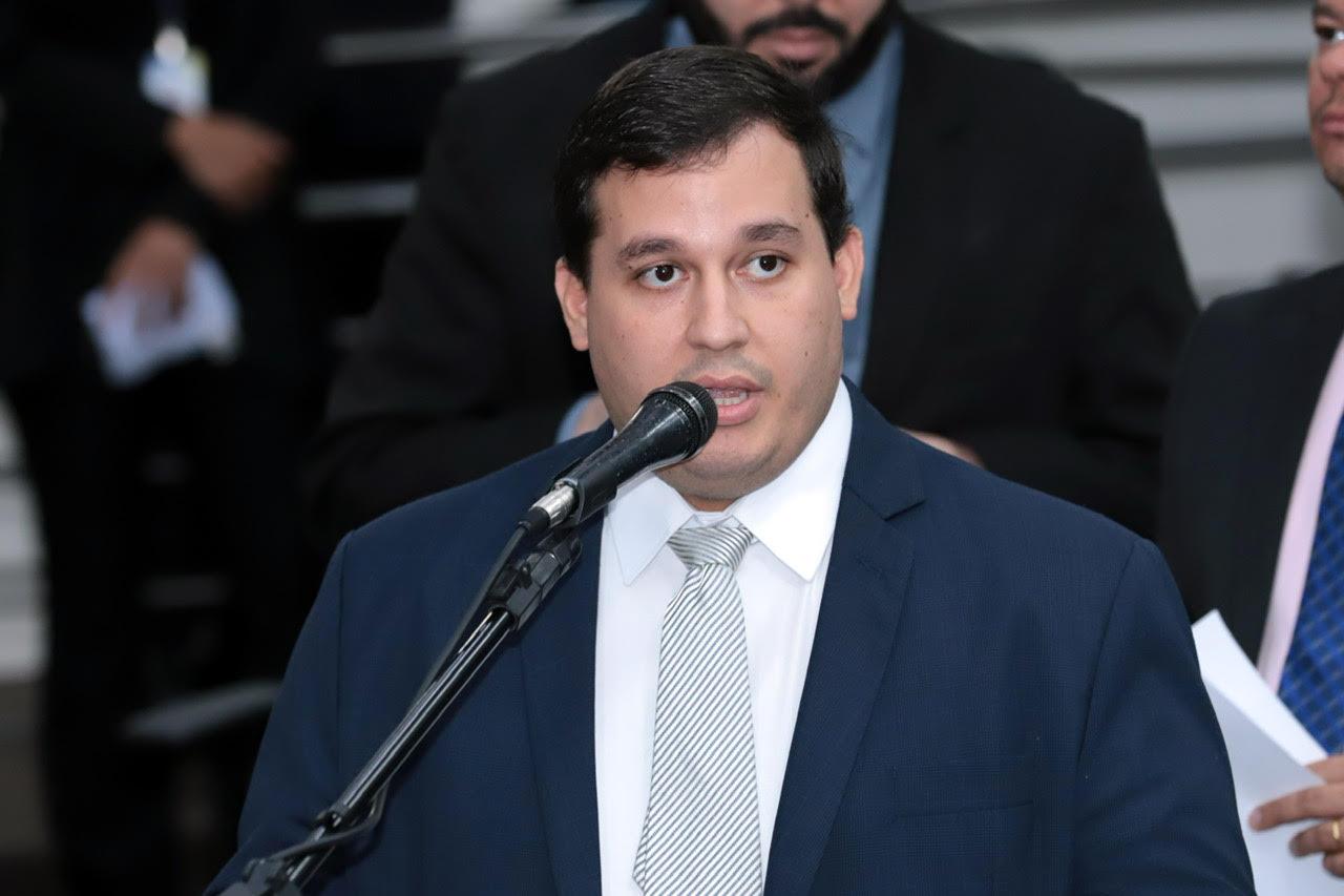 William Maksoud reforça cuidados para prevenção e combate ao mosquito Aedes aegypti.